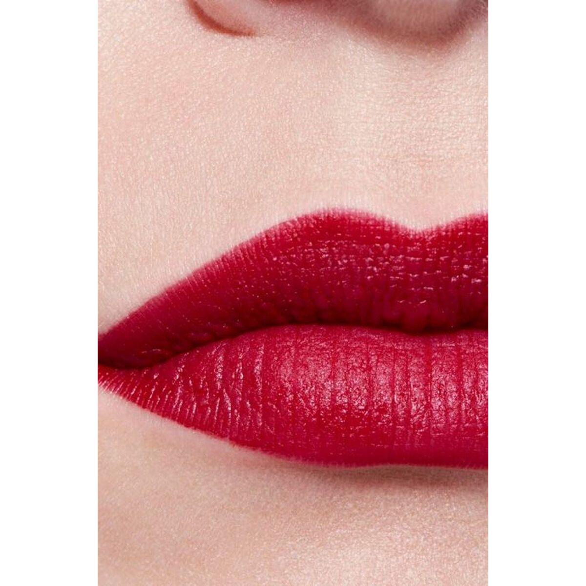 Coloured Lip Balm Chanel 165152 6 ml Nº 152 Choquant | Chanel | Aylal Beauty