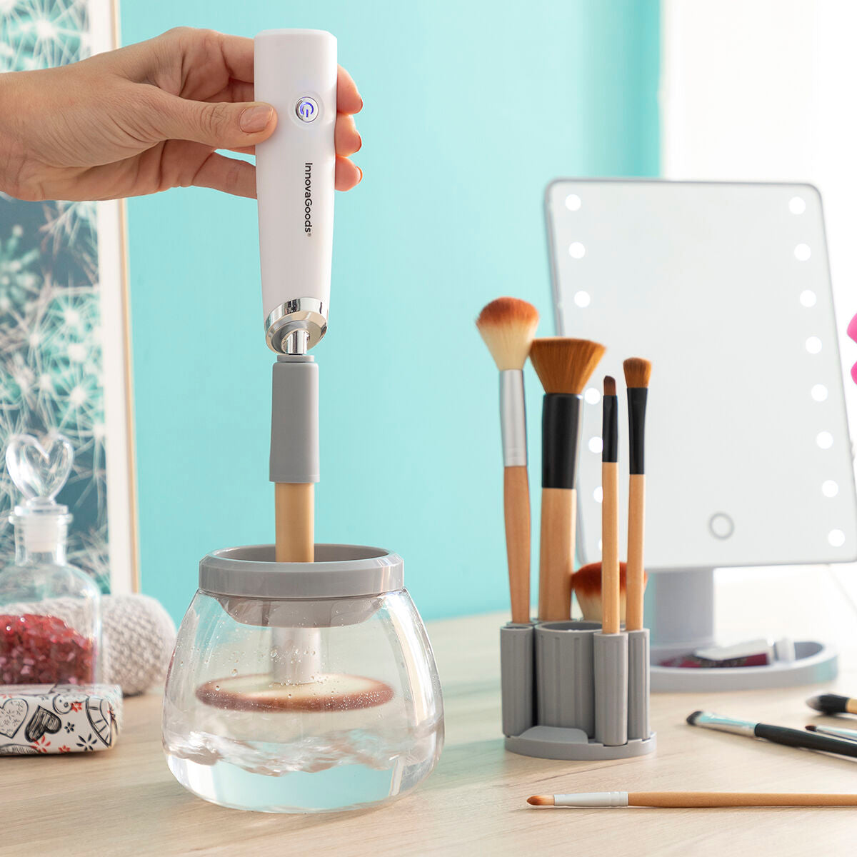 Automatic Make-up Brush Cleaner and Dryer Maklin - InnovaGoods Maroc - Aylal Beauty